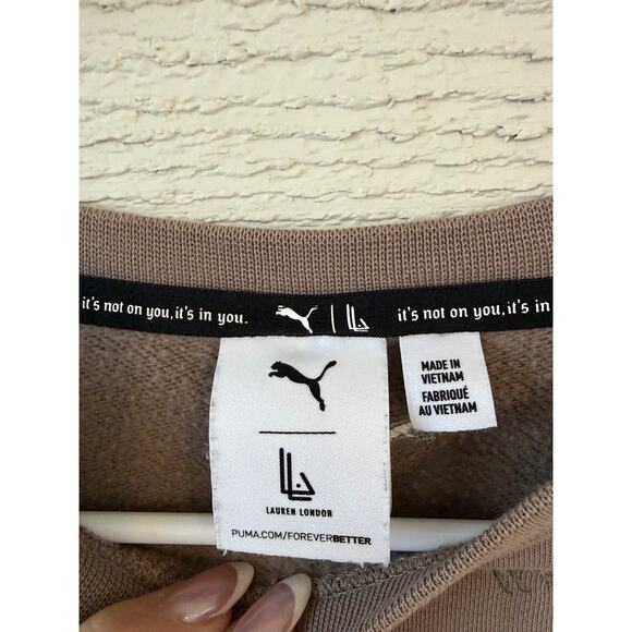 Puma x Lauren London “Summit” Graphic Crewneck Sweatshirt Brown Size Large - Picture 5 of 6